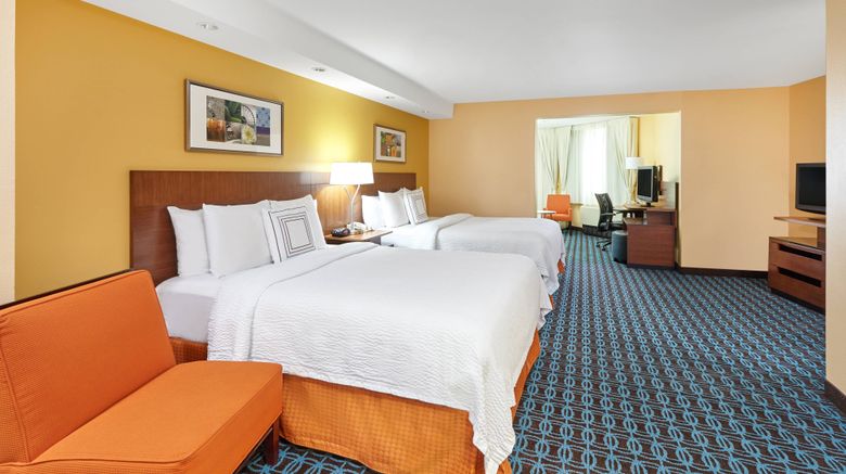 <b>Fairfield Inn & Suites Chicago Lombard Suite</b>. Images powered by <a href="https://www.leonardoworldwide.com/" title="Leonardo Worldwide" target="_blank">Leonardo</a>.