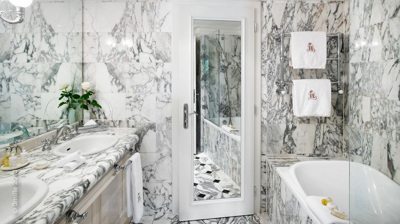 <b>Althoff Villa Belrose Room</b>. Images powered by <a href="https://www.leonardoworldwide.com/" title="Leonardo Worldwide" target="_blank">Leonardo</a>.