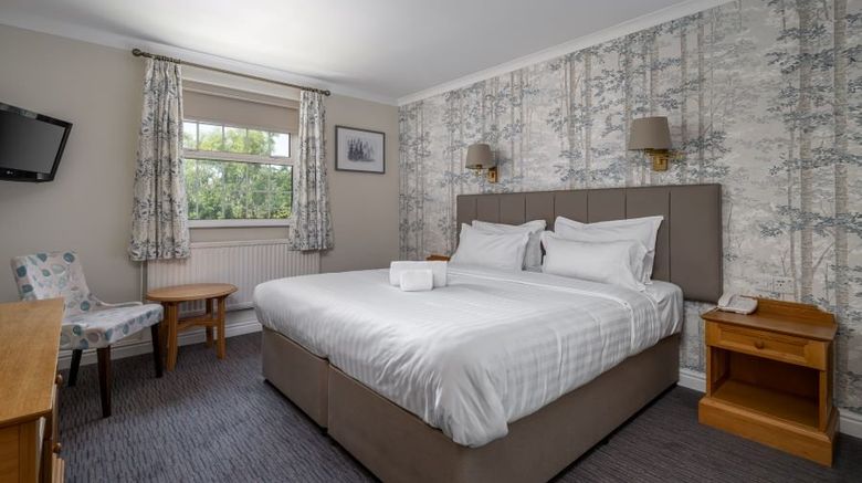 <b>Reigate Manor Room</b>. Images powered by <a href="https://www.leonardoworldwide.com/" title="Leonardo Worldwide" target="_blank">Leonardo</a>.