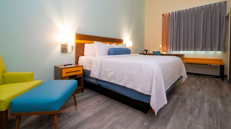 SPOT X Hotel Orlando/Intl Dr Room