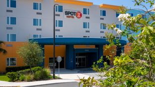 SPOT X Hotel Orlando/Intl Dr