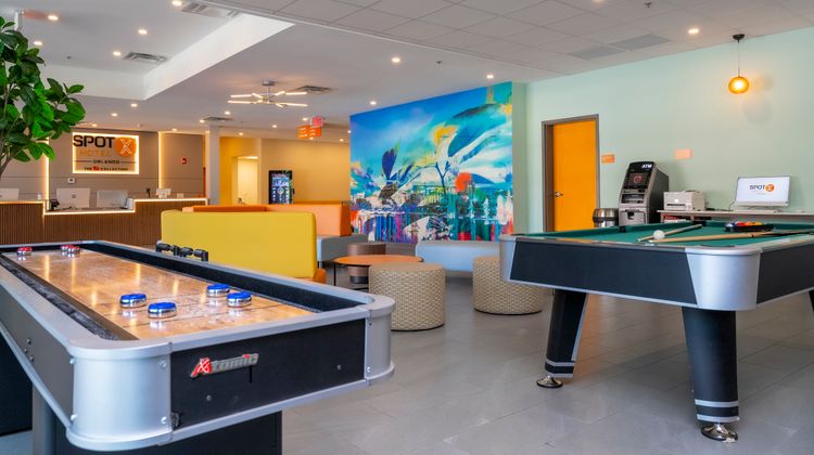 SPOT X Hotel Orlando/Intl Dr Lobby
