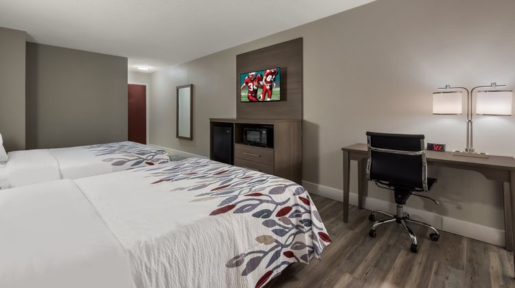 Red Roof Inn & Suites Vineland - Buena Room