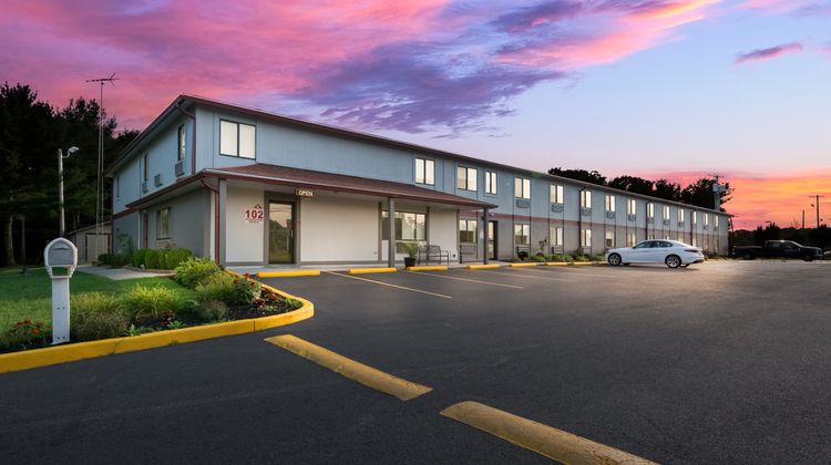 Red Roof Inn & Suites Vineland - Buena Exterior