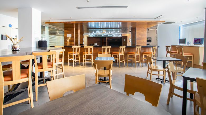 <b>One Saltillo Aeropuerto Restaurant</b>. Images powered by <a href="https://www.leonardoworldwide.com/" title="Leonardo Worldwide" target="_blank">Leonardo</a>.