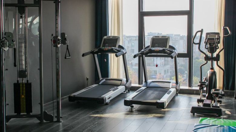 <b>Tao Ran Lou Business Hotel - Huangshi Room</b>. Images powered by <a href="https://www.leonardoworldwide.com/" title="Leonardo Worldwide" target="_blank">Leonardo</a>.