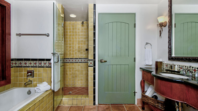 <b>Hotel Los Gatos Room</b>. Images powered by <a href="https://www.leonardoworldwide.com/" title="Leonardo Worldwide" target="_blank">Leonardo</a>.
