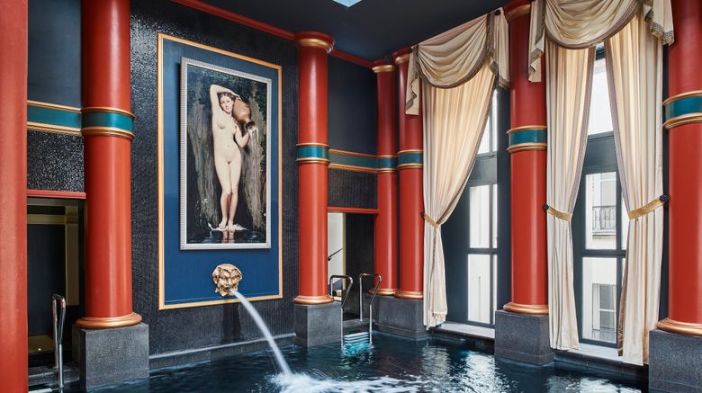 <b>InterContinental Bordeaux Le Grand Hotel Pool</b>. Images powered by <a href="https://www.leonardoworldwide.com/" title="Leonardo Worldwide" target="_blank">Leonardo</a>.