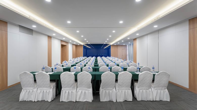 <b>Holiday Inn Exp Kunming Panlon Meeting</b>. Images powered by <a href="https://www.leonardoworldwide.com/" title="Leonardo Worldwide" target="_blank">Leonardo</a>.