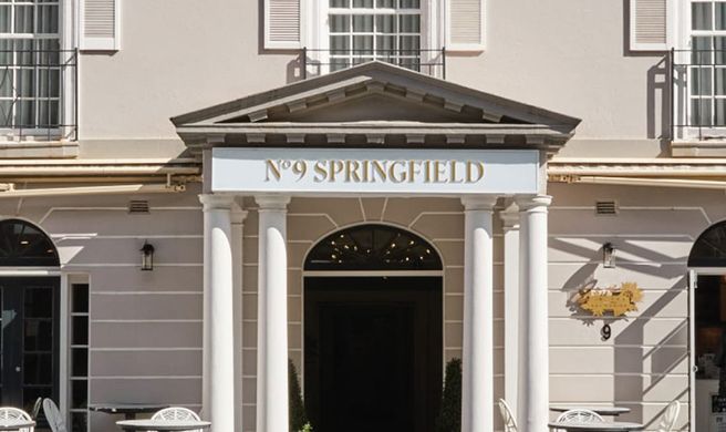 Springfield Lodge Exterior