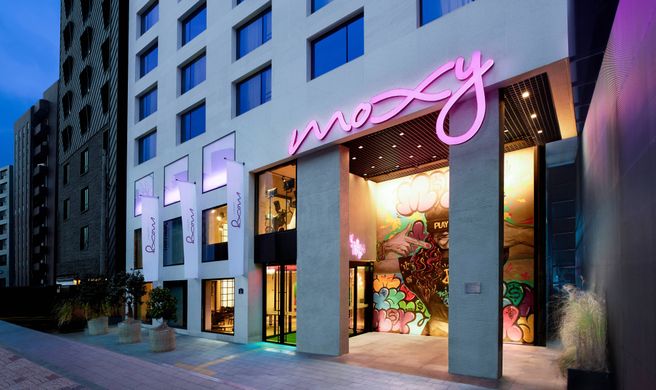 Moxy Seoul Insadong Exterior