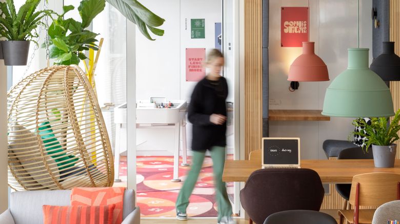 <b>Zoku Paris Meeting</b>. Images powered by <a href="https://www.leonardoworldwide.com/" title="Leonardo Worldwide" target="_blank">Leonardo</a>.