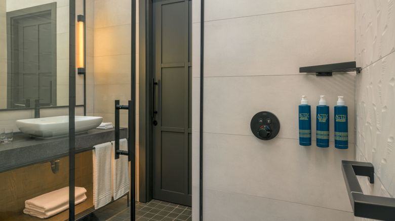 <b>Four Points by Sheraton Budapest Danube Room</b>. Images powered by <a href="https://www.leonardoworldwide.com/" title="Leonardo Worldwide" target="_blank">Leonardo</a>.