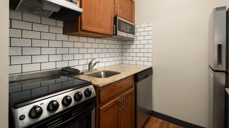 <b>Candlewood Suites St Louis-St Charles Room</b>. Images powered by <a href="https://www.leonardoworldwide.com/" title="Leonardo Worldwide" target="_blank">Leonardo</a>.