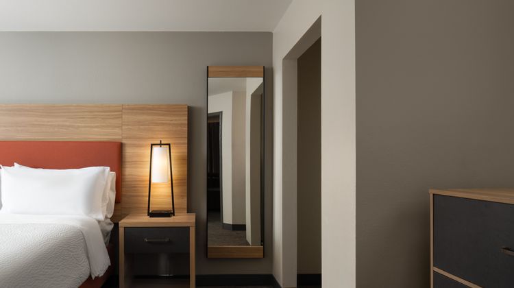 Candlewood Suites St Louis-St Charles Room