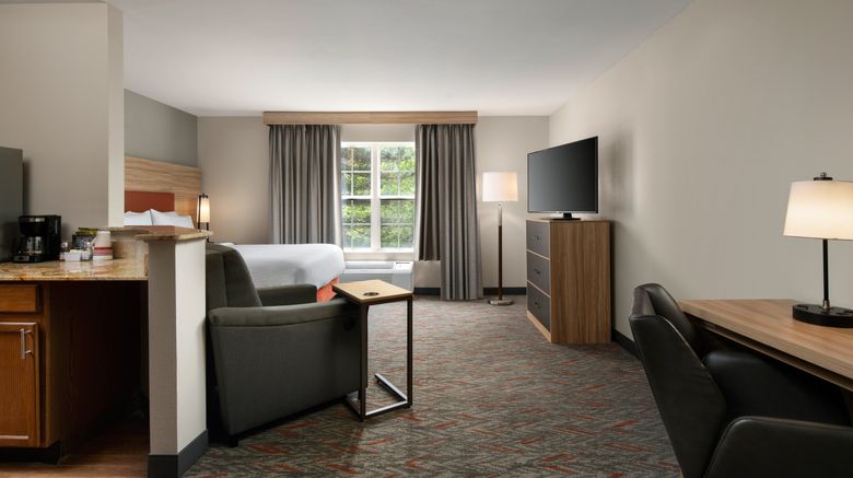 <b>Candlewood Suites St Louis-St Charles Room</b>. Images powered by <a href="https://www.leonardoworldwide.com/" title="Leonardo Worldwide" target="_blank">Leonardo</a>.