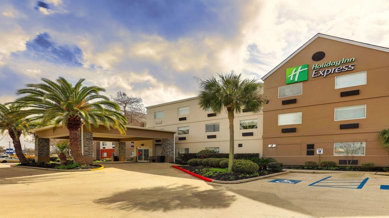 <b>Holiday Inn Express Kenner Airport Exterior</b>. Images powered by <a href="https://www.leonardoworldwide.com/" title="Leonardo Worldwide" target="_blank">Leonardo</a>.