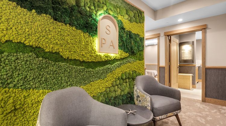 Stephanie Inn Spa