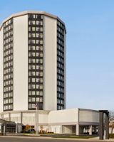 Holiday Inn Airport-Stadium Area