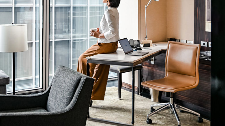 <b>Four Seasons Hotel Tokyo at Marunouchi Suite</b>. Images powered by <a href=https://www.travelagewest.com/Hotels/Tokyo/