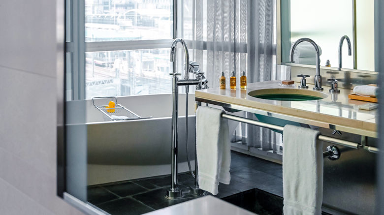 <b>Four Seasons Hotel Tokyo at Marunouchi Room</b>. Images powered by <a href=https://www.travelagewest.com/Hotels/Tokyo/