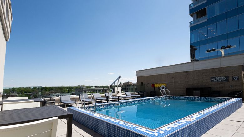 <b>Lexington Marriott City Center Pool</b>. Images powered by <a href="https://www.leonardoworldwide.com/" title="Leonardo Worldwide" target="_blank">Leonardo</a>.