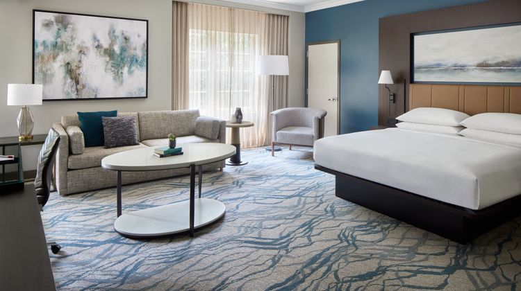 Westfields Marriott Washington Dulles Suite