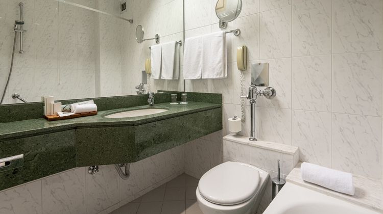 Holiday Inn Thessaloniki Room