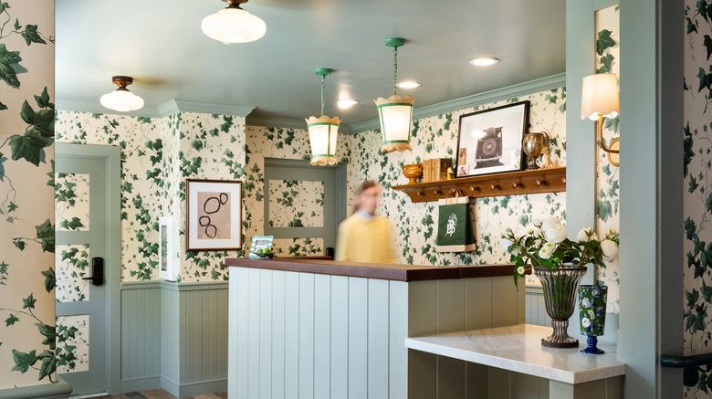<b>Le Petit Pali at 8th Ave Lobby</b>. Images powered by <a href="https://www.leonardoworldwide.com/" title="Leonardo Worldwide" target="_blank">Leonardo</a>.