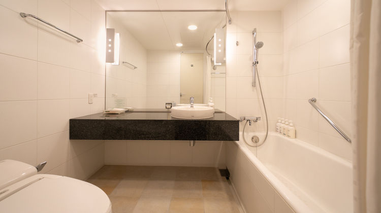 Holiday Inn Osaka Namba Room