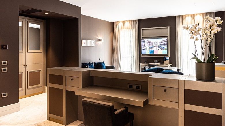 <b>Palazzo Doglio Suite</b>. Images powered by <a href="https://www.leonardoworldwide.com/" title="Leonardo Worldwide" target="_blank">Leonardo</a>.