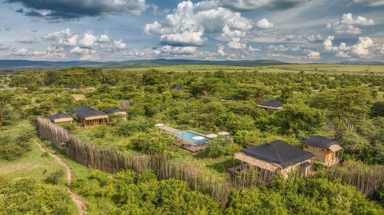<b>JW Marriott Masai Mara Lodge Pool</b>. Images powered by <a href="https://www.leonardoworldwide.com/" title="Leonardo Worldwide" target="_blank">Leonardo</a>.