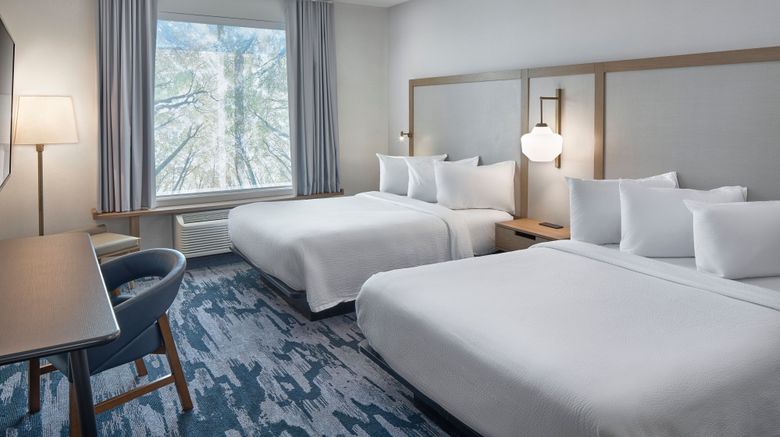 <b>Fairfield Inn & Suites Penticton Room</b>. Images powered by <a href="https://www.leonardoworldwide.com/" title="Leonardo Worldwide" target="_blank">Leonardo</a>.