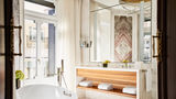 Four Seasons Hotel Madrid Room