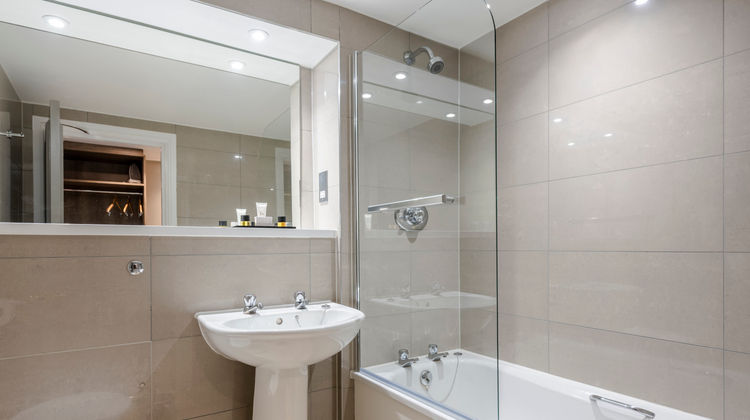 Hogs Back Hotel and Spa Room