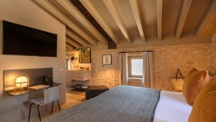 Can Auli Retreat