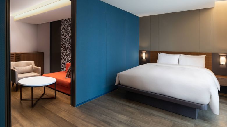<b>Courtyard By Marriott Suwon Suite</b>. Images powered by <a href="https://www.leonardoworldwide.com/" title="Leonardo Worldwide" target="_blank">Leonardo</a>.