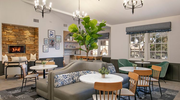 Cottage Inn by the Sea Restaurant