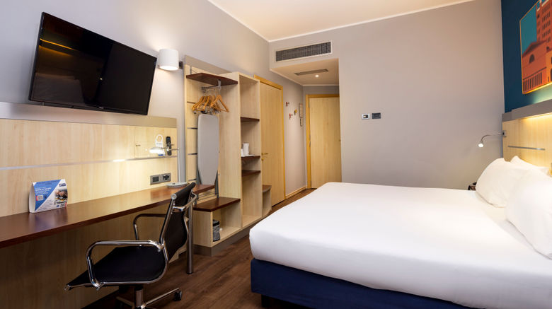 <b>Holiday Inn Express Parma Room</b>. Images powered by <a href="https://www.leonardoworldwide.com/" title="Leonardo Worldwide" target="_blank">Leonardo</a>.