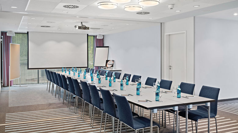 <b>Hey Lou Friedrichshafen Meeting</b>. Images powered by <a href="https://www.leonardoworldwide.com/" title="Leonardo Worldwide" target="_blank">Leonardo</a>.