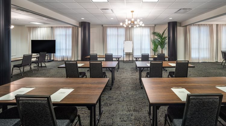 Residence Inn by Marriott Calgary South Meeting