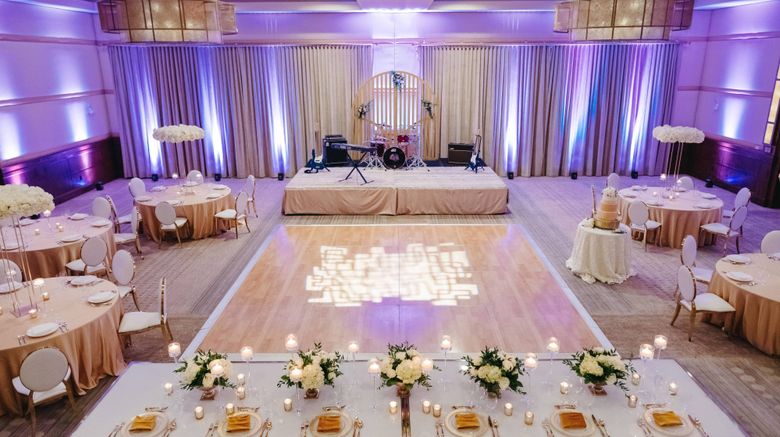 <b>The Ritz-Carlton, Dove Mountain Ballroom</b>. Images powered by <a href="https://www.leonardoworldwide.com/" title="Leonardo Worldwide" target="_blank">Leonardo</a>.