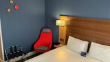 Holiday Inn Express Nuneaton Room