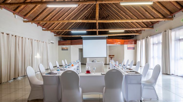 A'Zambezi River Lodge Meeting