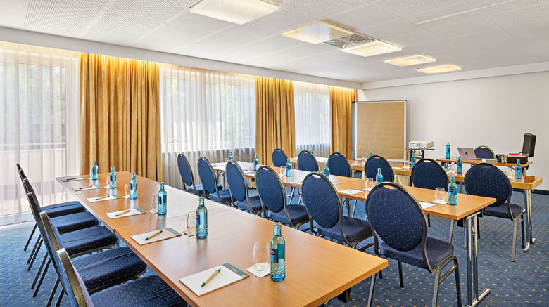 <b>Styles Hotel Unterfohring Meeting</b>. Images powered by <a href="https://www.leonardoworldwide.com/" title="Leonardo Worldwide" target="_blank">Leonardo</a>.