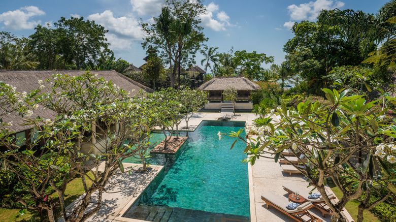 <b>Four Seasons Resort Bali at Jimbaran Bay Ballroom</b>. Images powered by <a href="https://www.leonardoworldwide.com/" title="Leonardo Worldwide" target="_blank">Leonardo</a>.