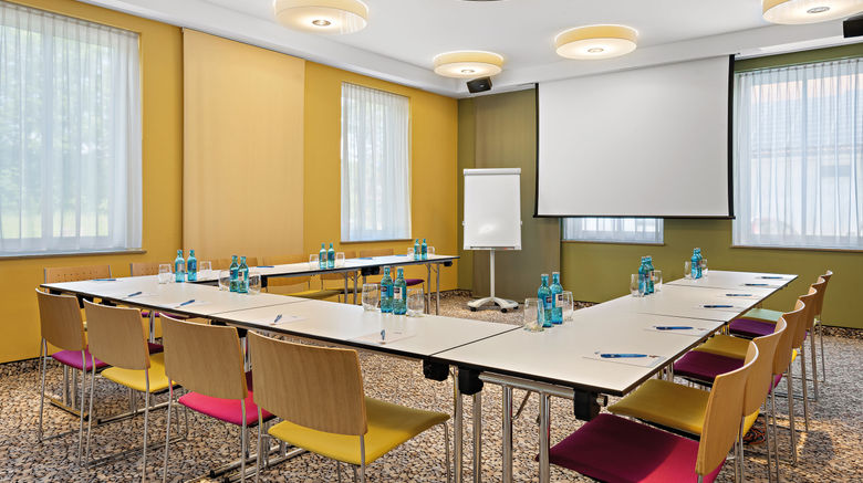 <b>Styles Hotel Piding Meeting</b>. Images powered by <a href="https://www.leonardoworldwide.com/" title="Leonardo Worldwide" target="_blank">Leonardo</a>.
