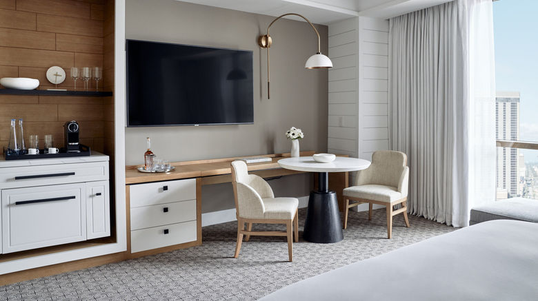 <b>Four Seasons Hotel New Orleans Room</b>. Images powered by <a href="https://www.leonardoworldwide.com/" title="Leonardo Worldwide" target="_blank">Leonardo</a>.