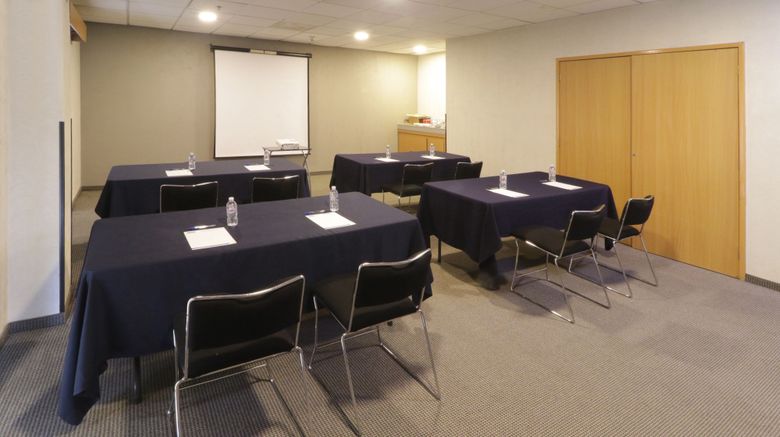 <b>City Express by Marriott Nuevo Laredo Meeting</b>. Images powered by <a href="https://www.leonardoworldwide.com/" title="Leonardo Worldwide" target="_blank">Leonardo</a>.