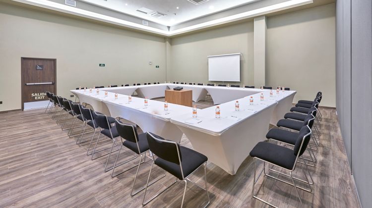 City Express Plus by Marriott Meeting